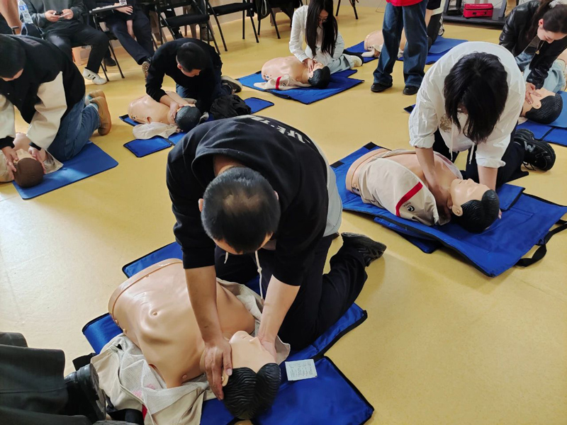化德县红十字会赋能公安民辅警AED急救技能--筑牢生命救援“安全网”提升一线应急处置能力4.jpg