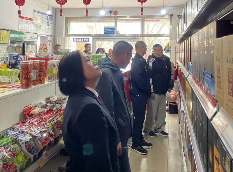 内蒙古卓资县:多方联动严打假冒酒类,筑牢市场诚信防线1.jpg