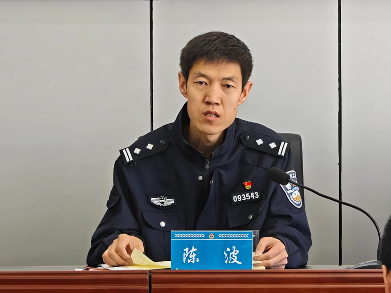 内蒙古卓资县交管大队召开会议,部署推进近期重点工作6.jpg