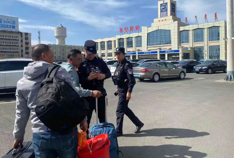 北京向西一步,遇见温暖警色——乌兰察布市集宁公安“五一”期间全警动员深耕“旅游警务”4.jpg