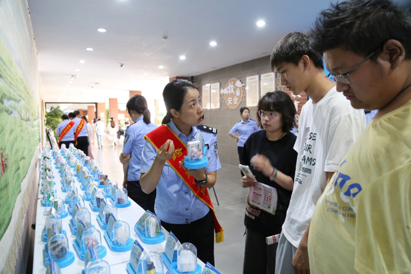 跨省联动协同治理，筑牢北疆无毒屏障——内蒙古乌兰察布“北疆禁毒巡回宣讲活动”现场札记