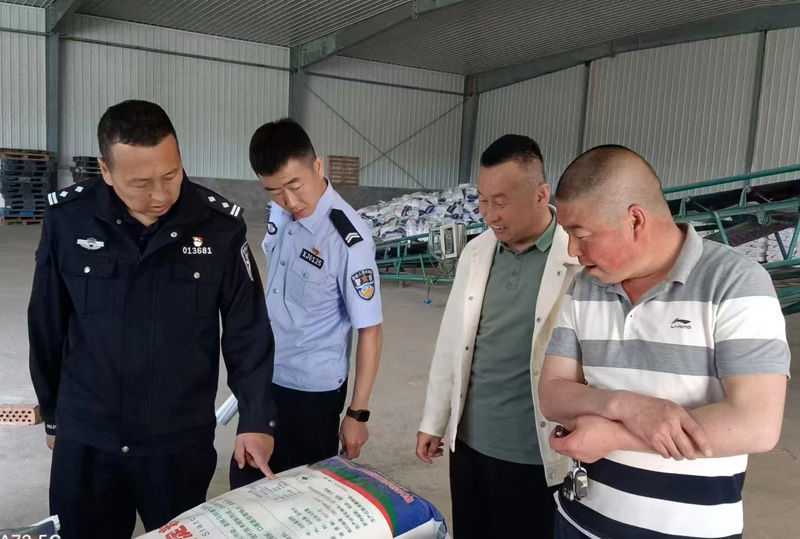 以赤诚丹心筑牢生态安全与民生防线——北疆警界“守护者”刘慧龙的28年坚守