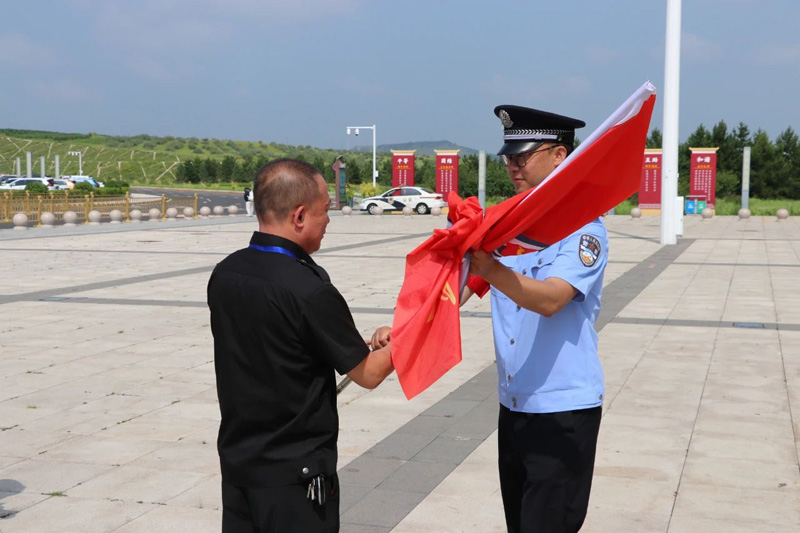 兴和县公安局:深化“路地”协作,共绘平安“画卷”4.jpg