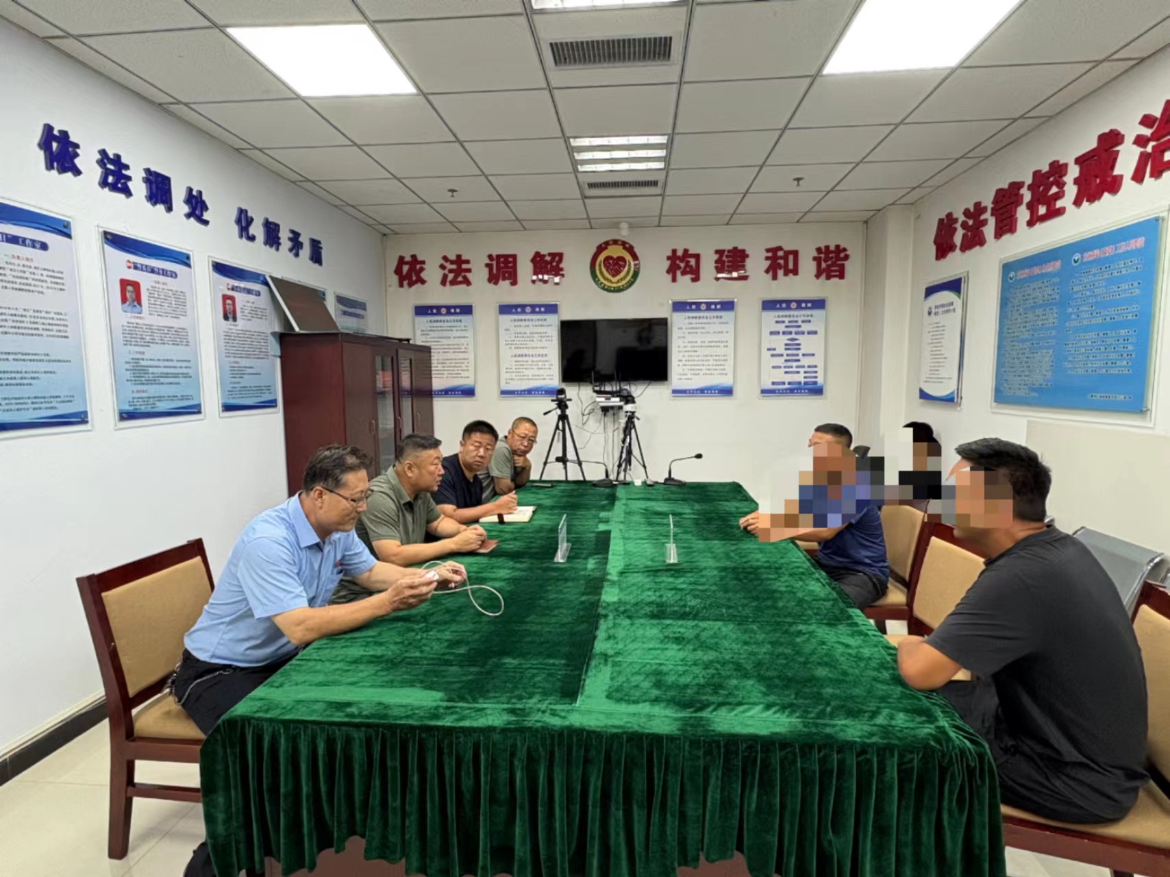 内蒙古包头市土右旗萨拉齐镇综治中心“三级联动”24小时速解村民意外伤害赔偿纠纷