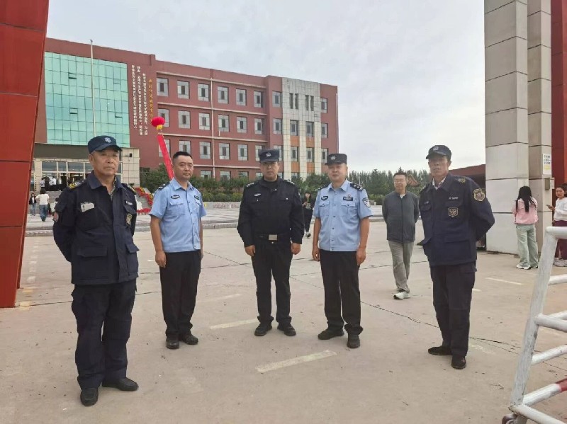 兴和公安:“警”彩纷呈第一岗,全力护航“开学季”2.jpg