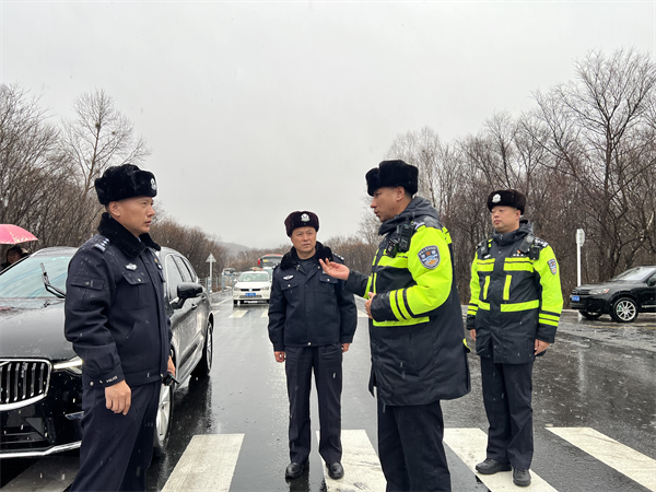 黑龙江林区公安：暴雪应急显担当，全力护佑平安行