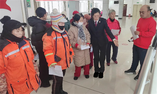 黑龙江省红兴隆人民检察院开展劳动者权益保护宣讲活动