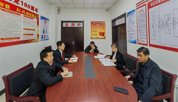 黑龙江省安达法院先源法庭与安达市劳动人事争议仲裁院联合召开裁审衔接座谈会