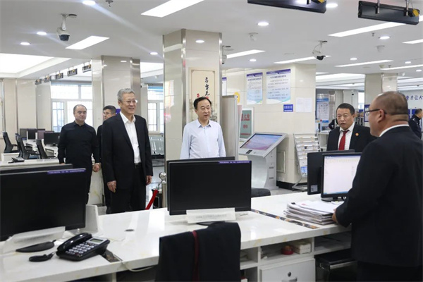 新年肇启 笃行不怠——黑龙江省绥化市北林区人民法院党组开工第一天慰问全体干警