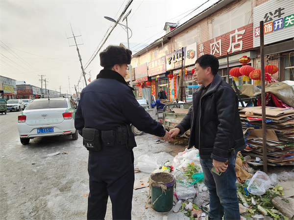 黑龙江省木兰县公安局柳河派出所：寒街遗机现真情，警心暖民守安宁