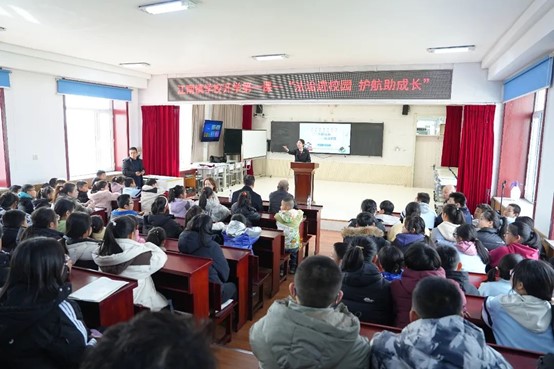 吉林省敦化市人民法院联合多部门开展法治进校园活动