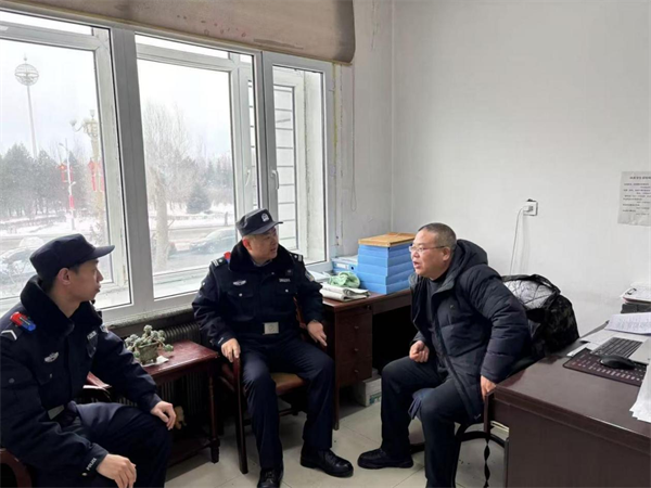 黑龙江林区公安：警校联动，共筑校园安全防线