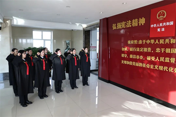 黑龙江省大兴安岭中院举办“双节”庆祝活动展现司法"她力量"