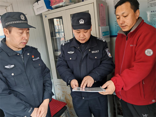 黑龙江省佳木斯市公安局向阳分局治安大队扎实推进校园安全检查