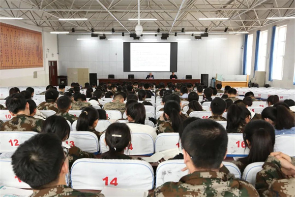 黑龙江省肇东市人民检察院：法治宣传第一课 与法同行护成长