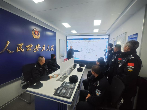 黑龙江省木兰县防洪纪念塔街面警务站：“春雷行动”筑牢平安防线，绘就智慧巡防新画卷