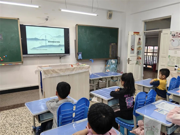 黑龙江省哈尔滨市道里区人民法院第205次公众开放日活动：普法课堂进行时