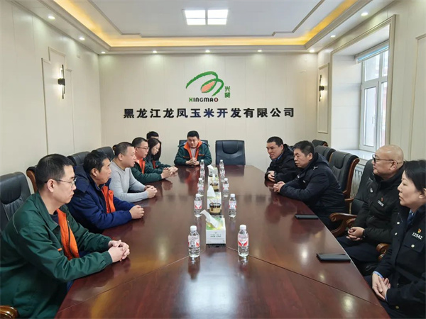 黑龙江省绥化市青冈县公安局组织开展“交通安全进企业”主题宣传活动