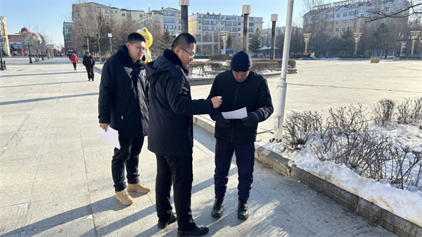 黑龙江省虎林市检察院开展“全民反恐 共创平安”普法宣传教育活动