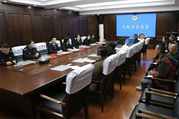 黑龙江省哈尔滨市道外区检察院：一场宣告会上的训诫教育！温情照亮迷途少年“返航路”