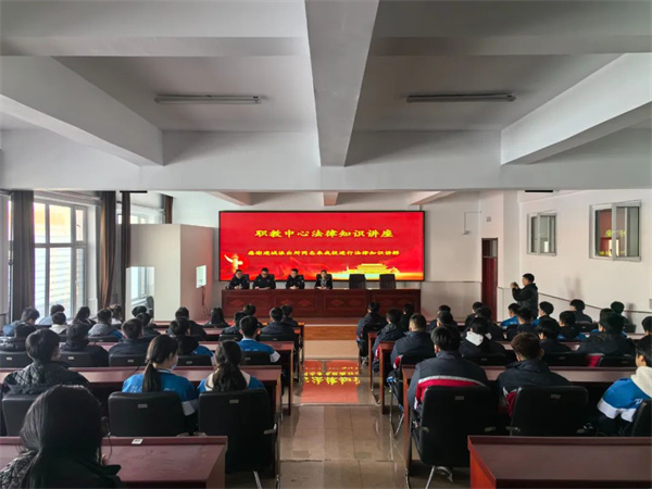 黑龙江省海伦市公安局“护校安园” 全力护航开学季