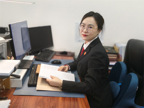 黑龙江省大庆市中级人民法院立案庭副庭长王慧：知心达情 以微光照亮诉服之路
