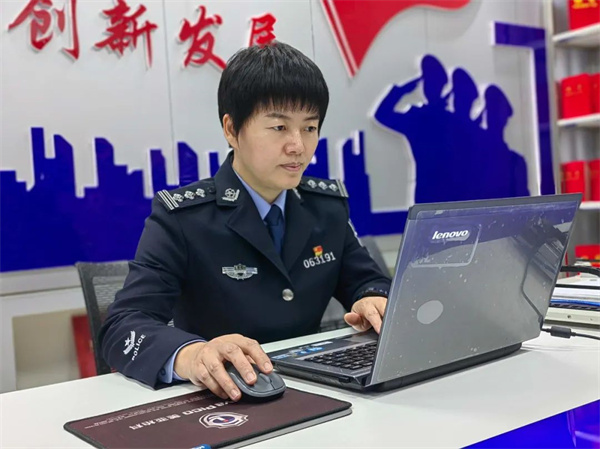 巾帼匠心铸警魂 科技利剑护平安——记黑龙江省大庆市公安局刑事技术支队姜忠姣