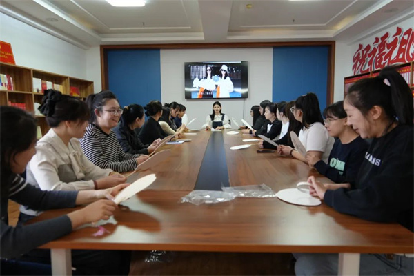 巾帼绽芳华 共赴春日约——黑龙江省北安法院开展妇女节系列活动