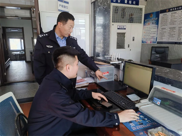 黑龙江省青冈县公安局全面推进“春苗”新警基本级执法资格考试备战工作