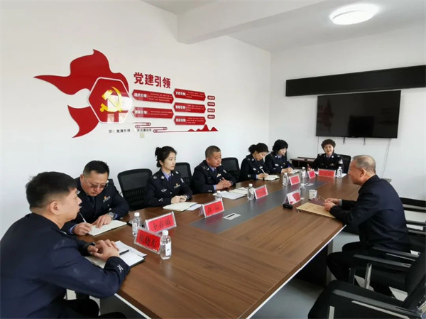 黑龙江省北安市政府副市长、市公安局党委书记、局长韩海军到北安市司法局调研指导工作