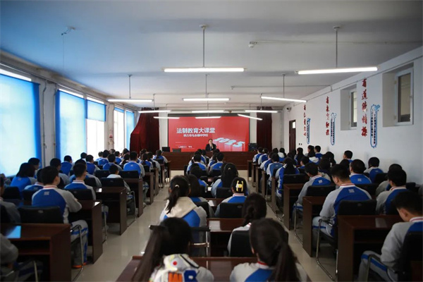 黑龙江省铁力市人民法院：护航“未”来 法治种子“播”进少年心田