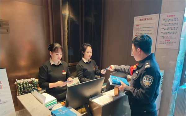 黑龙江省齐齐哈尔克东公安：反诈宣传不停歇 守护平安不止步