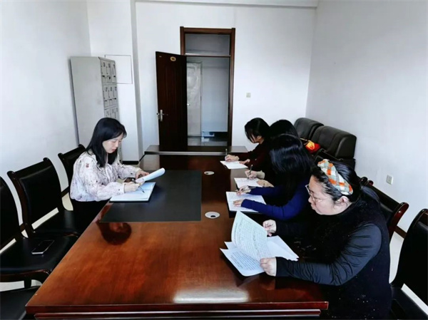 黑龙江省绥化市北林区人民法院审管办开展部门内部工作培训