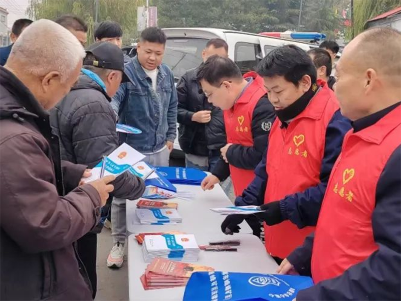 河北省邯郸市峰峰矿区司法局：普法宣传零距离 法律援助暖民心