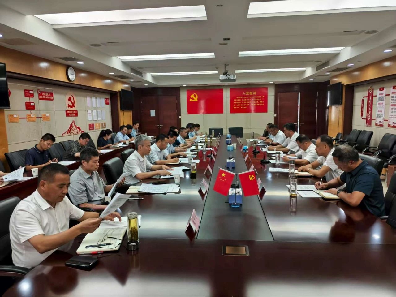 dabd536b99b5784c0c187d495814c969.jpg dabd536b99b5784c0c187d495814c969.jpg