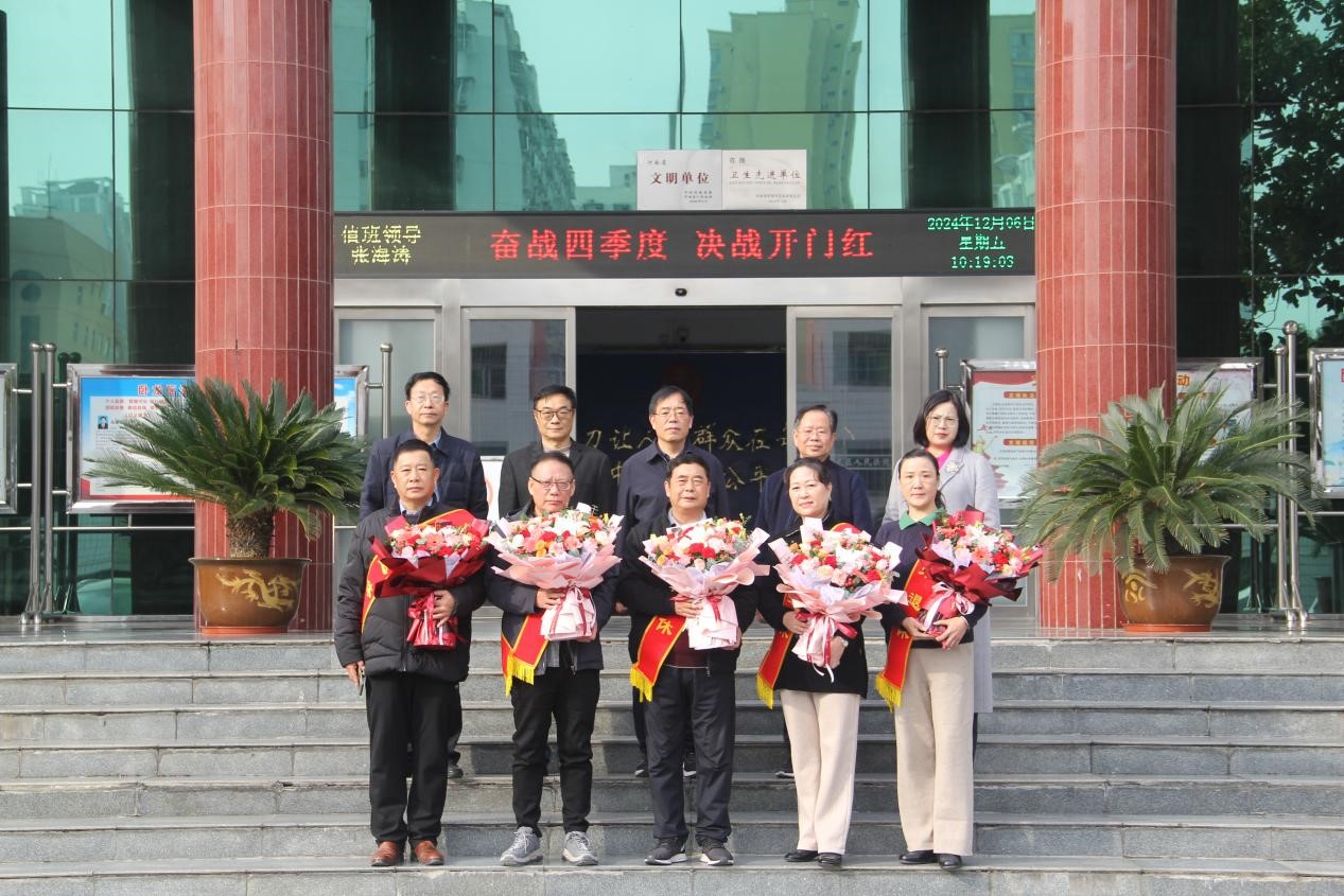 图片3.jpg 图片3.jpg