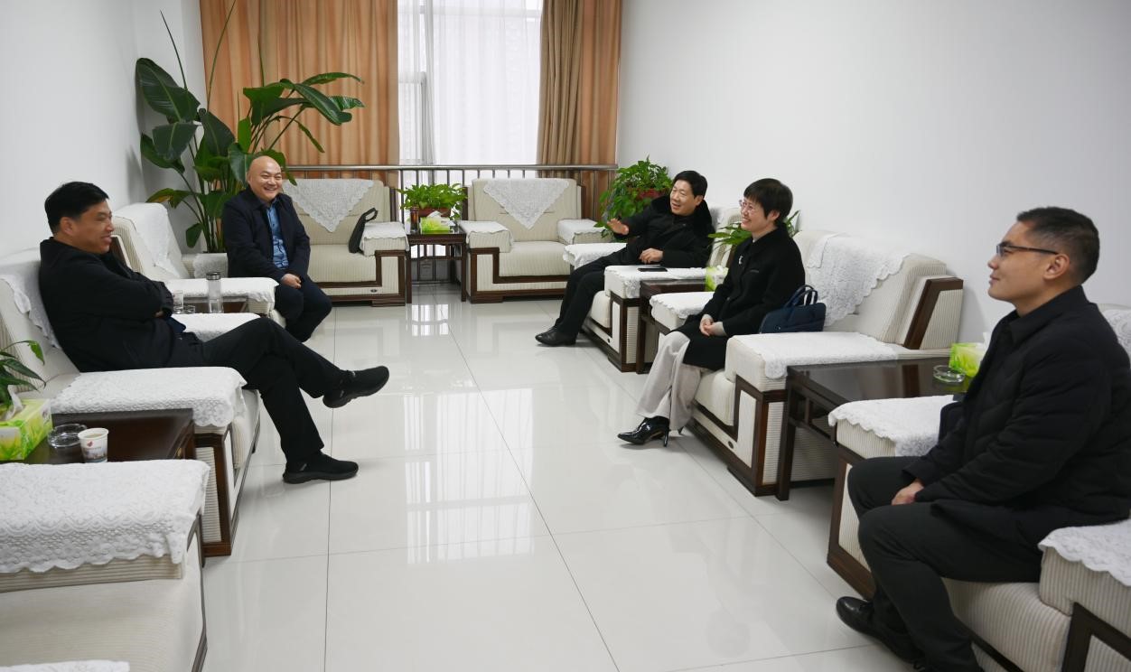 图片2.jpg 图片2.jpg