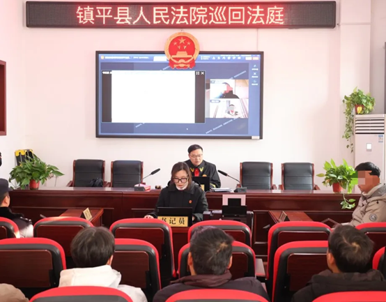 河南省南阳市镇平县法院：“就地＋云端” 家门口的“直播普法”