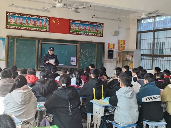 河南省南阳市桐柏县公安局：守护一方热土 誓为警徽添彩