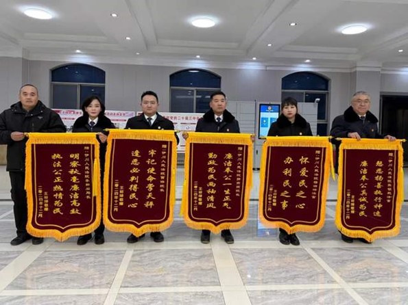 图片4.jpg 图片4.jpg