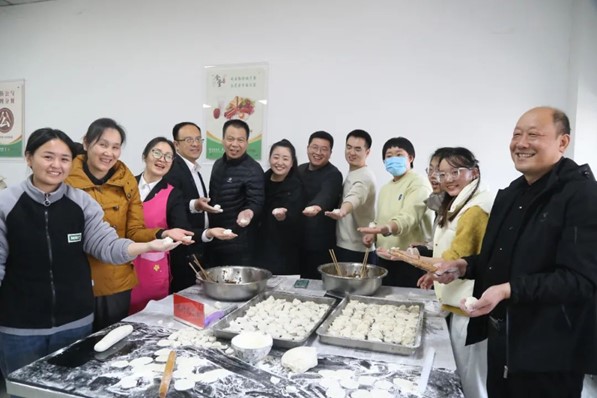 图片3.jpg 图片3.jpg