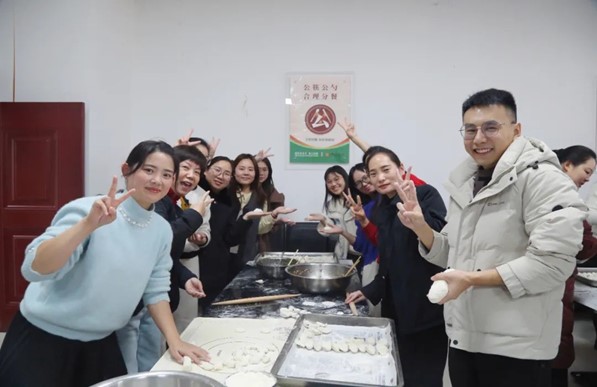 图片2.jpg 图片2.jpg