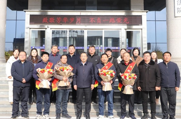 图片8.jpg 图片8.jpg