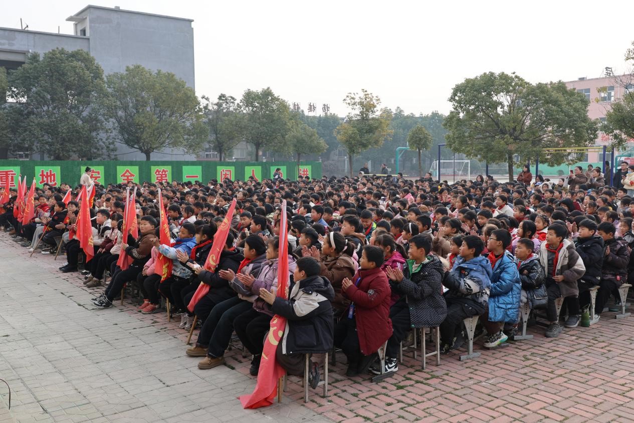 图片2.jpg 图片2.jpg