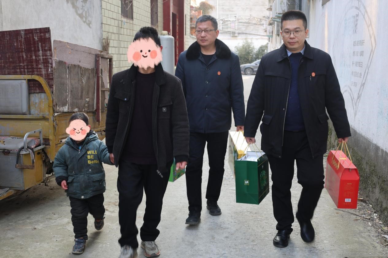 河南省南阳市镇平县法院：从“上诉”到“撤诉” 司法帮扶显真情
