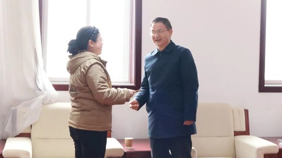 图片2.jpg 图片2.jpg