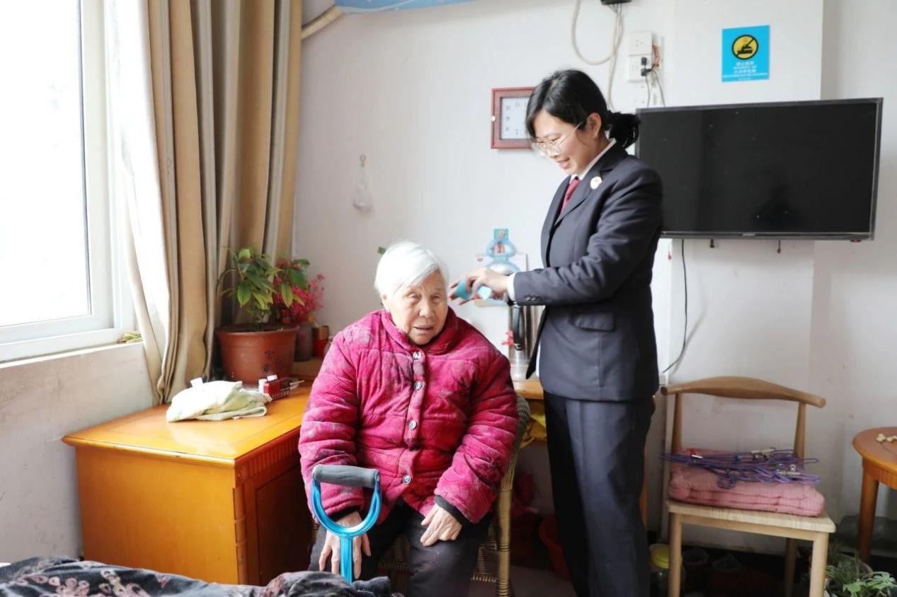 图片2.jpg 图片2.jpg