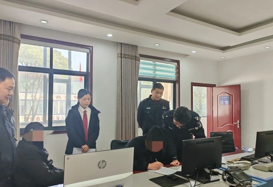 图片2.jpg 图片2.jpg