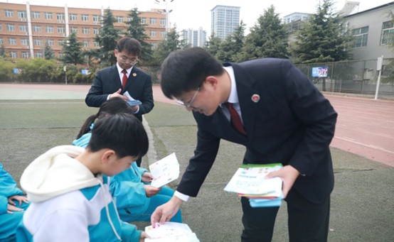 图片2.jpg 图片2.jpg