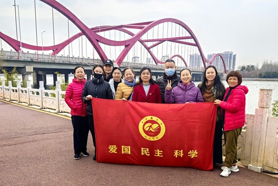 图片5.jpg 图片5.jpg